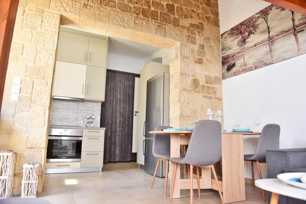 Appartement Ferenikis House à Rhodes City Extérieur photo